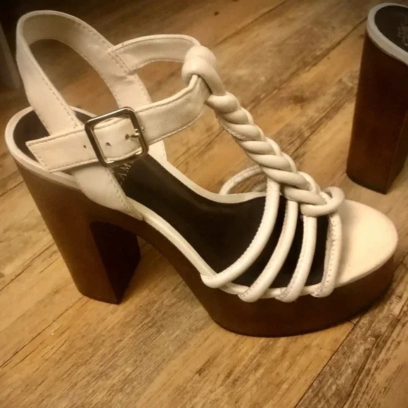 Vince Camuto NWT - Picture 5 of 8